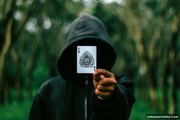 沙巴体育官网深度解析：全新视角下的真人麻将碰杠技巧与风控策略