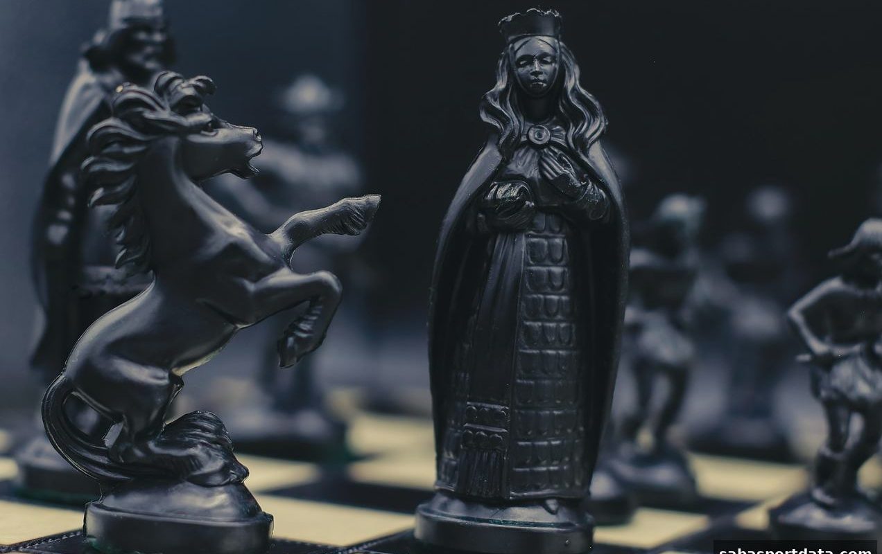 沙巴体育官网独家解析:LOL竞技思维如何重塑棋牌边缘筹码策略?2026年趋势前瞻